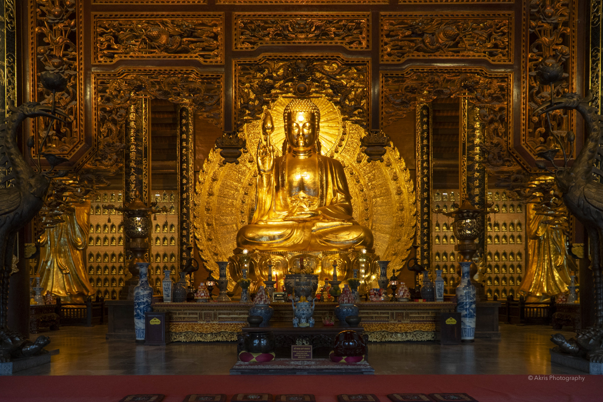 Templo budista Bai Dinh, Vietnam. 2023